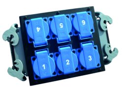 Stagebox P - Průchozí stagebox, lze připojit 6 nezávislých okruhů, vstupní konektor Wieland 16 pol. vidlice,
6× výstupní zásuvka 230 V, výstupní konektor Wieland 16 pol. zásuvka